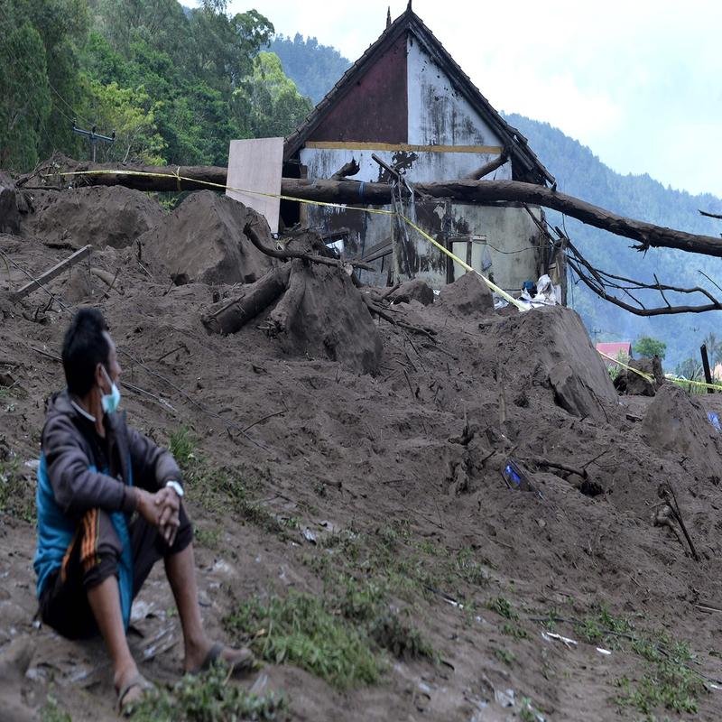 The 1917 Bali Earthquake: Investigating the Causes of Catastrophic Landslides - Image 1