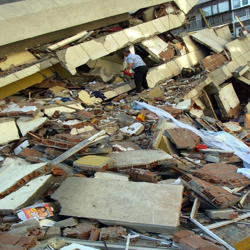 The İzmit Earthquake: A Turkish Catastrophe – Key Facts - Image 1