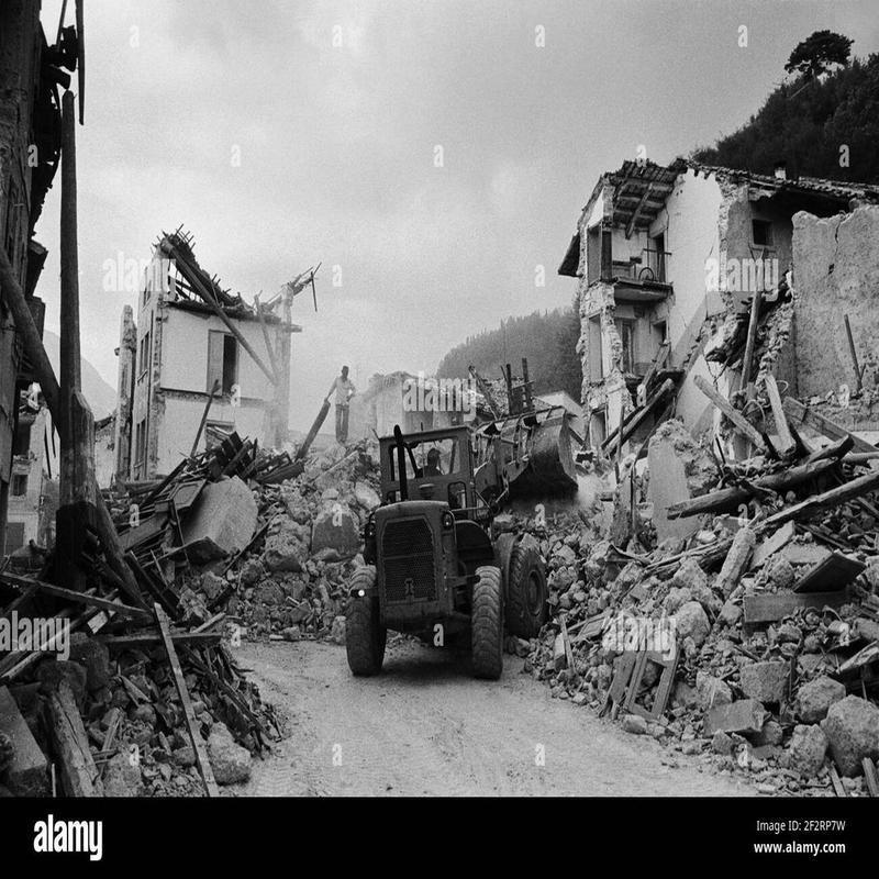 The 1976 Lombardy Earthquake: Italy's Forgotten Disaster 🇮🇹🔍 #Italy #Earthquakes #History - Image 2