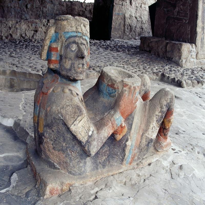 Aztec Funerary Practices: Exploring the Mysteries of a Complex Civilization - Image 2