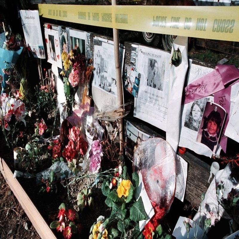 Hinterkaifeck Murders: What was the perpetrator's motive for remaining at the crime scene? - Image 1
